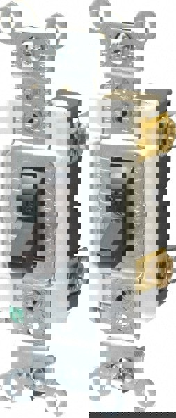 1 Pole, 120 to 277 VAC, 15 Amp, Commercial Grade Toggle Wall Switch